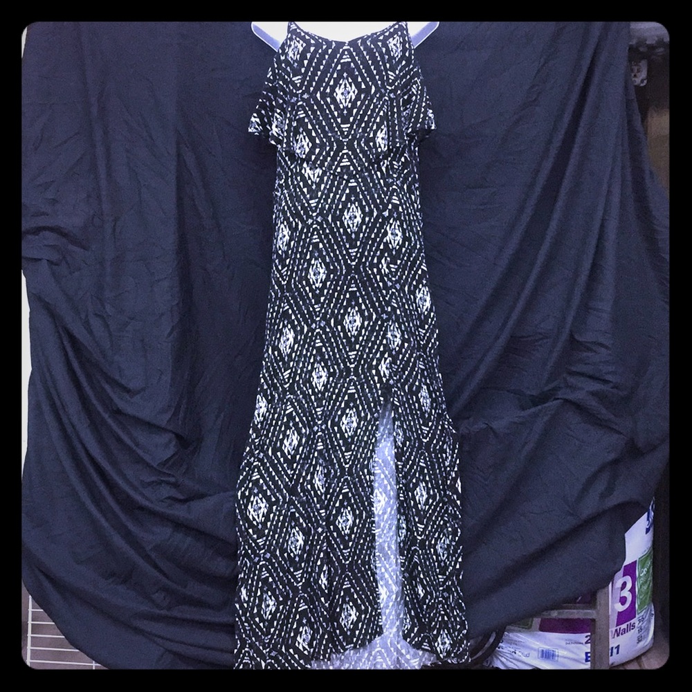 Black and White Maxi dress, size XL